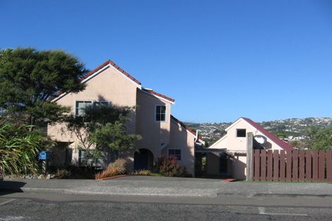 Photo of property in 16 Mallard Grove, Churton Park, Wellington, 6037