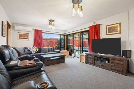 Photo of property in 2 Hare Street, Ilam, Christchurch, 8041