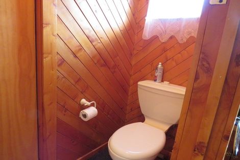 Photo of property in 20 Bridge Avenue, Te Atatu South, Auckland, 0610
