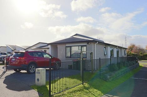 Photo of property in 25b Tributary Parade, Karaka, Papakura, 2113