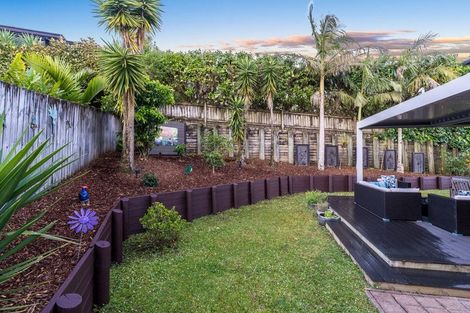 Photo of property in 10 Finsbury Place, Henderson, Auckland, 0612