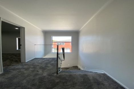 Photo of property in 14a Goldnib Place, Randwick Park, Auckland, 2105