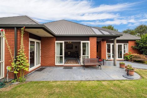 Photo of property in 8 Ilam Road, Upper Riccarton, Christchurch, 8041