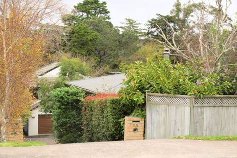 Photo of property in 2/35 Cockle Bay Road, Cockle Bay, Auckland, 2014