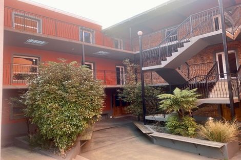 Photo of property in 5/2 Manor Place, Dunedin Central, Dunedin, 9016