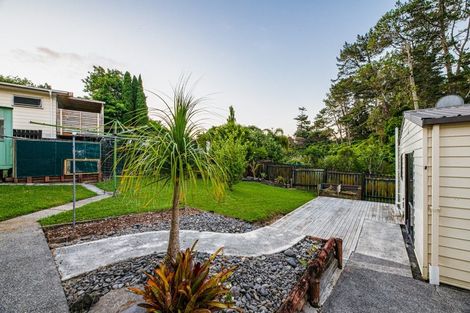 Photo of property in 14 Alidade Place, Massey, Auckland, 0614