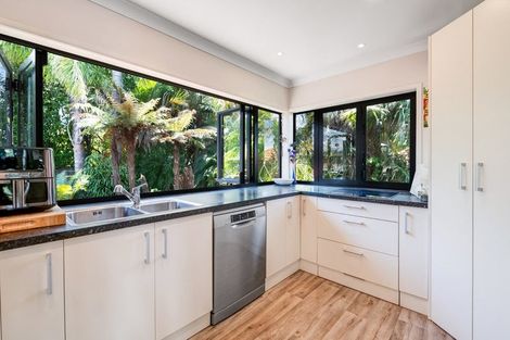 Photo of property in 1/63 College Road, Northcote, Auckland, 0627