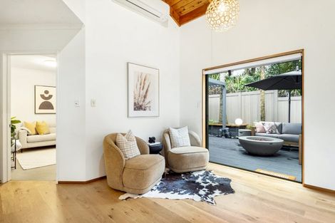 Photo of property in 24a Seaview Avenue, Northcote, Auckland, 0627