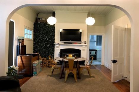 Photo of property in 119 Kitchener Road, Waiuku, 2123