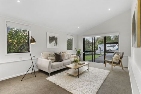 Photo of property in 68 Roberts Road, Glenfield, Auckland, 0629