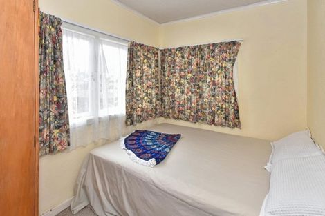 Photo of property in 9 Menary Street, Papakura, 2110