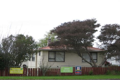 Photo of property in 32a&b Cracroft Street, Waitara, 4320