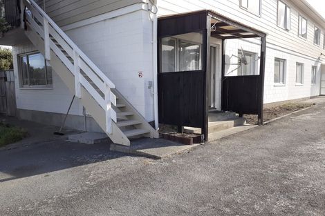 Photo of property in 192f1 Onepu Road, Lyall Bay, Wellington, 6022