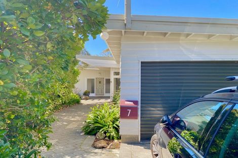 Photo of property in 7 Spencer Street, Crofton Downs, Wellington, 6035