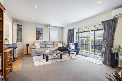 Photo of property in 500 Harewood Road, Harewood, Christchurch, 8051