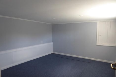 Photo of property in 9 Camrose Grove, Kingston, Wellington, 6021