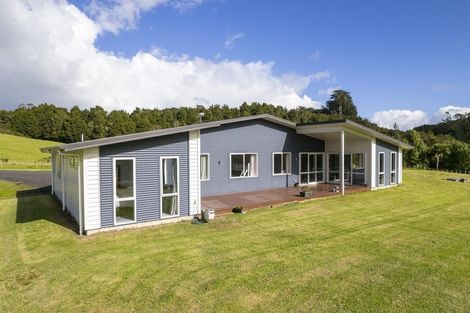 Photo of property in 160 Gray Road, Te Kamo, Kamo, 0185