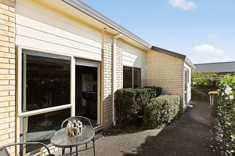 Photo of property in 14 Northmeadow Drive, Rototuna, Hamilton, 3210