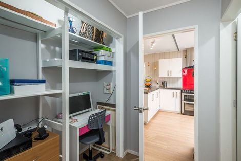 Photo of property in 82 Gray Avenue, Paraparaumu Beach, Paraparaumu, 5032