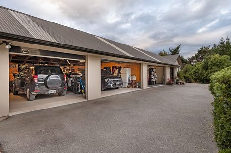 Photo of property in 117 Riverbank Road, Wanaka, 9382