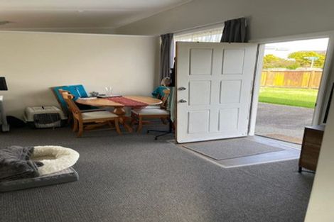 Photo of property in 49 Eatwell Avenue, Paraparaumu Beach, Paraparaumu, 5032