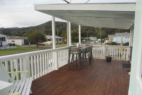 Photo of property in 11 Tatahi Street, Te Puru, Thames, 3575