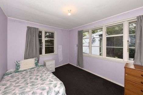 Photo of property in 15 Defoe Place, Waltham, Christchurch, 8023