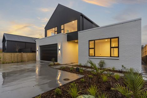 Photo of property in 39 Elliot Street, Riverhead, 0820