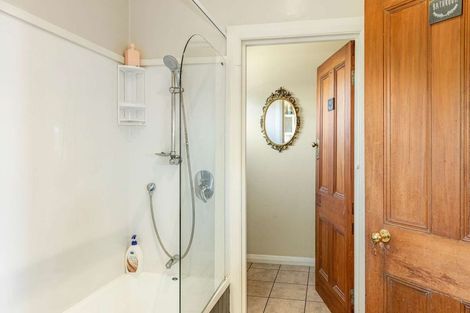 Photo of property in 9 Queen Street, Westport, 7825