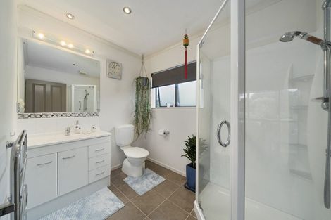 Photo of property in 5 Lambert Way, Paraparaumu, 5032