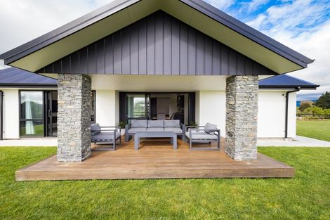Photo of property in 65 Hartwell Drive, Kelvin Grove, Palmerston North, 4470