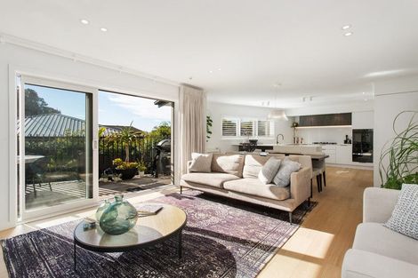 Photo of property in 10 Finnsarby Place, Sumner, Christchurch, 8081