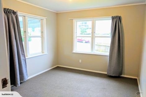 Photo of property in 5 Gawler Grove, Wainuiomata, Lower Hutt, 5014