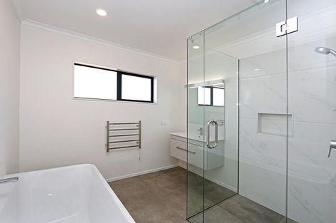 Photo of property in 90a Victoria Street, Hawera, 4610