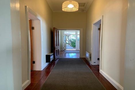 Photo of property in 26 Derwent Street, Island Bay, Wellington, 6023