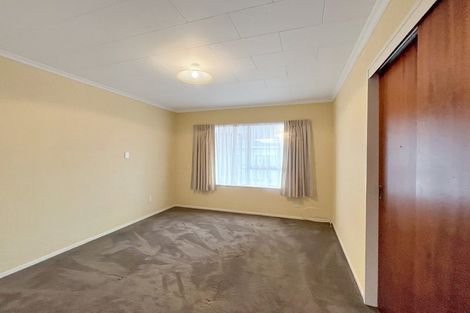 Photo of property in 5 Chertsey Court, Roslyn, Palmerston North, 4414