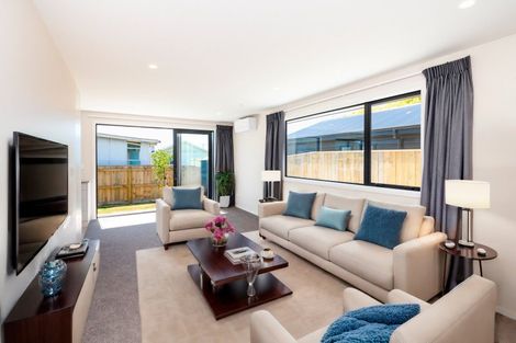 Photo of property in 2/68a Hedges Street, Sanson, 4817