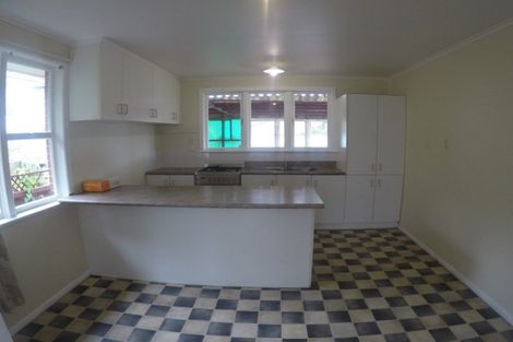 Photo of property in 7 Barbary Avenue, Kelston, Auckland, 0602