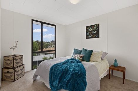 Photo of property in 1/235 Glengarry Road, Glen Eden, Auckland, 0602