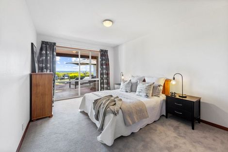Photo of property in 1 Watlings Place, Kennedys Bush, Christchurch, 8025