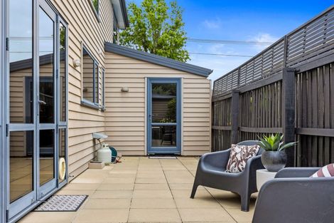 Photo of property in 500a Barbadoes Street, Edgeware, Christchurch, 8013