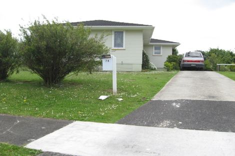 Photo of property in 74 Heyford Close, Mangere, Auckland, 2022