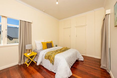 Photo of property in 2u2 Hawker Street, Mount Victoria, Wellington, 6011