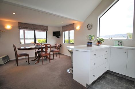 Photo of property in 11 Craig Place, Bridge Hill, Alexandra, 9320