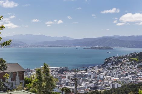 Photo of property in 56 Mitchell Street, Brooklyn, Wellington, 6021