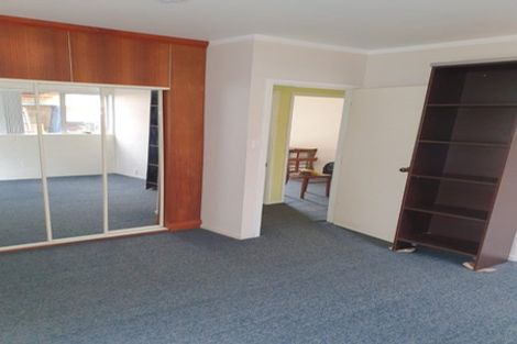 Photo of property in 15 Jenelin Road, Glendene, Auckland, 0602