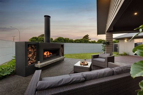 Photo of property in 1 Ta Paora Drive, Bell Block, New Plymouth, 4312