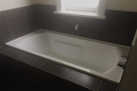 Photo of property in 250 Geraldine Street, Edgeware, Christchurch, 8013