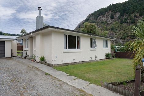 Photo of property in 17 Sawmill Road, Queenstown, 9300