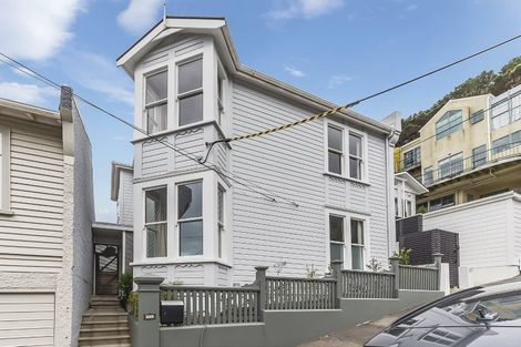 Photo of property in 51 Scarborough Terrace, Mount Victoria, Wellington, 6011